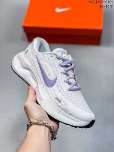 公司级nike耐克 Journey Run 夏季新品男子款公路透气缓震跑步鞋 货号:Fj7765-104 尺码:35.5 36 36.5 37.5 38 38.