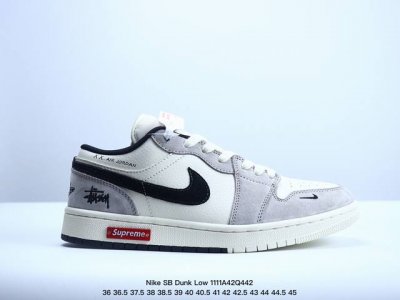 海外爆款限量发售！公司级 Nike SB Dunk Low“斯图西 绑带弹幕灰勾” 周年高端定制 低帮休闲板鞋 定制鞋盒 大厂纯原品质出货 超高清洁度 皮料切割