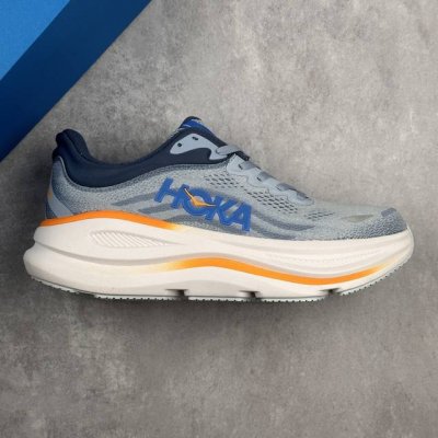 本地260 核心私 公司级小红书推荐Hoka M Bondi 9 全新配色 低帮轻量户外越野休闲运动慢跑鞋 这个品牌来自于新西兰的毛利语，Hoka表示大地，On