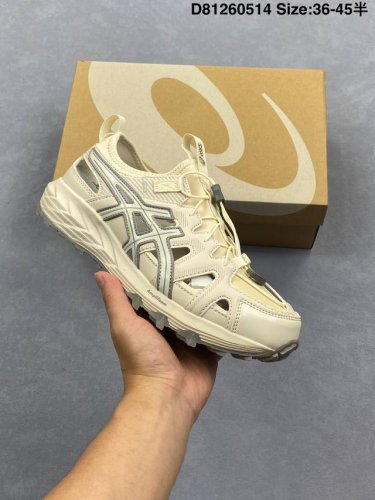 asics 亚瑟士 机能溯溪 Asics Gel-Sonoma Se 潮流溯溪鞋情侣夏季涉水鞋运动凉鞋洞洞鞋 作为一对溯溪鞋常有的镂空设计、快速系带，该有的 T