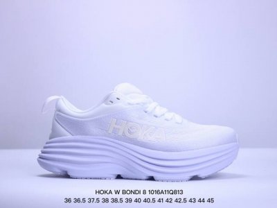 真标小红书推荐hoka W Bondi 8全新配色 这个品牌来自于新西兰的毛利语，Hoka表示大地，One One表示飞越，连起来就是飞越地平线，One One