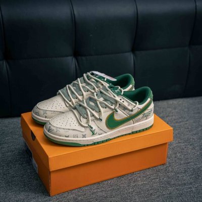 核心私 nike Dunk 全套原楦原模倾力打造完美版型 独家原厂航空铝磨具打磨大底 鞋头坡度极致还原 无解鞋型 原盒原配 圈内天花板工艺 原厂冲刀 超高清洁度