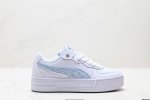 公司级puma Skye 皮革 街头风 防滑 彪马 低帮校园板鞋 全新puma Skye将您枕在云端 这款底脚采用干净的皮革鞋面 比以往更高的鞋底和鞋底的极高品