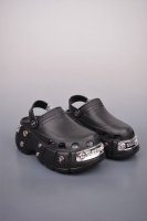 Balenciaga X Crocs Hardcrocs Sandal 黑银金属铆钉 哈德系列穆勒风松糕厚底夏季沙滩涉水百搭潮流休闲拖鞋式凉鞋 男女鞋配置大礼盒