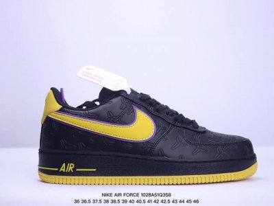 公司级NIKE AIR FORCE 7 原楦头原纸板 打造纯正低帮空军版型 专注外贸渠道 全掌内置蜂窝气垫 原盒配件 原厂中底钢印、拉帮完美 官方货号:HV51