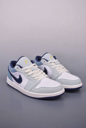 原装裸鞋级 市面最高工艺产物 air Jordan 1 Low水洗牛仔 纯原系列 当前市场最优版本 陆续上架 全鞋采用原装头层皮 用料扎实 精雕细琢 鞋型极致还