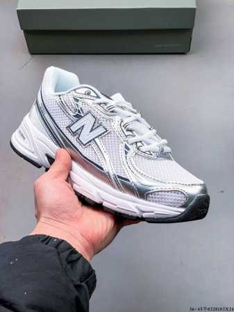 集图 New Balance Nb740 英产 轻便复古休闲运动跑步鞋 全鞋身以网格布作为基地，在细节部分以皮革作为辅助添加，流线感很强。外形和New Bala - 点击图像关闭