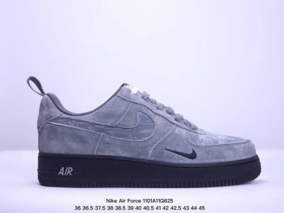 Nike 耐克 采用软质荔枝纹牛剖皮革鞋面材质耐克Nike Wmns Air Force 7 Low White Cherry Blosso Pink 空军一号