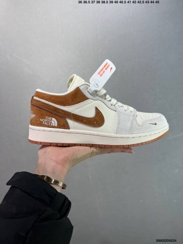 公司级Nike Air Jordan 1 Low Aj1乔1低帮休闲板鞋 同步官方配色 市场唯一独家头层皮打造 原鞋原档案开发 原厂皮料 原档冲孔鞋头 正确满胶