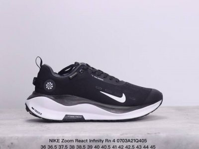 公司级nike Zoom React Infinity Rn 4 Gtx马拉松机能风格运动鞋 实拍首发 #鞋款搭载柔软泡绵，在运动中为你塑就缓震脚感。设计灵感源