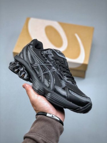 Asics Gel-Kinetic Fluent 亚瑟士运动休闲透气专业跑鞋 新一代缓震未来感跑鞋 货号：1203A737-012 尺码：40-45 半