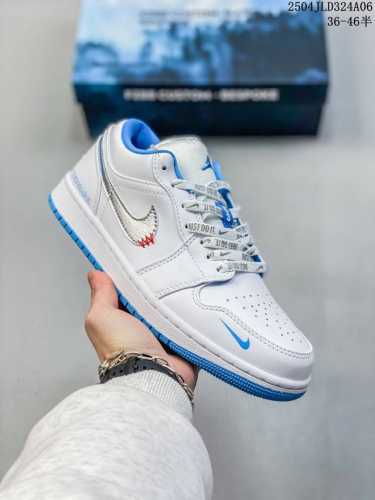 公司级Air Jordan 1 Low 绑带白黑蓝 官方同步新色 原装级产物 拒绝公底 立体鞋型 细节完美 高清洁度 购置公司同步原材料 原汁原味 忠于原版 货