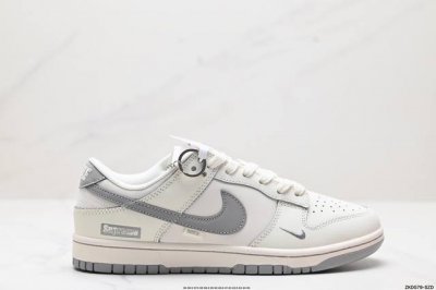 公司级nk Dunk Low Retro “Diy高端定制” 低帮休闲运动板鞋 原装头层材料 用料绝不含糊 独家版型蒸餾加工帶來的是更好的视觉和脚感体验 清洁度