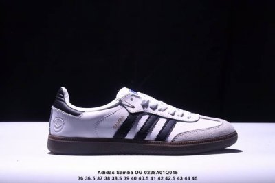 真标阿迪达斯三叶草Adidas Originals Samba Og 桑巴舞系列绅士德训足球风百搭低帮休闲运动板鞋 货号:Ie3437 尺码:36 36.5 3