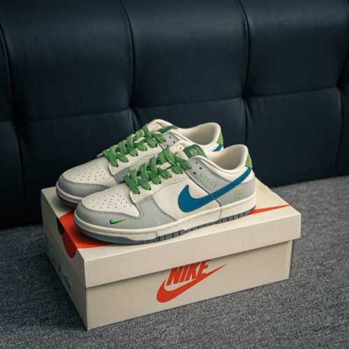 核心私 Nike Dunk 全套原楦原模倾力打造完美版型 独家原厂航空铝磨具打磨大底 鞋头坡度极致还原 无解鞋型 原盒原配 圈内天花板工艺 原厂冲刀 超高清洁度