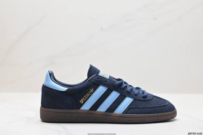 真标adidas Handball Spezial 官方正确版本 阿迪达斯经典款 复古休闲板鞋 全鞋采用反毛皮制作 牛筋耐磨大底 承载青春情怀的板鞋 经典三条杠