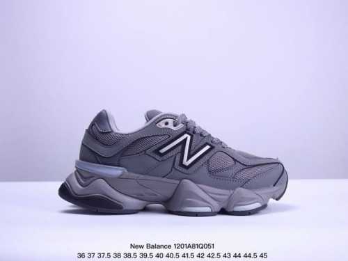 New Balance Nb9060 复古休闲运动慢跑鞋u9060Zga 灰白蓝 鞋款灵感源自设计师本人对夏日的怀日回忆。鞋面大身由空间双格及磨砂鞋面拼接而生，