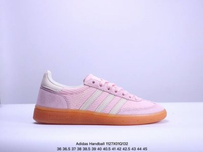 公司级adidas Handball Spezial 阿迪达斯经典款 复古休闲板鞋 全鞋采用反毛皮制作 牛筋耐磨大底 承载青春情怀的板鞋 经典三条杠装饰鞋侧 品