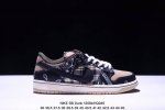 耐克nike Sb Dunk Low Sb 扣篮系列复古低帮休闲运动滑板板鞋。采用脚感柔软舒适zoomair气垫，有效吸 收滑板等极限运动在落地时带来的冲击力，