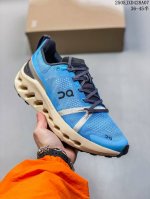 on 昂跑 Cloudsurfer 2 低帮 舒适网布减震防滑耐磨长跑跑步鞋 稳健敏捷、功能多面，用轻量脚感和灵活反馈，助力跑步训练和运动健身。以Helion