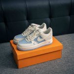 核心私 air Force 1 原装级别 原楦头原纸板 打造纯正空军版型专注外贸渠道 全掌内置蜂窝气垫 原盒配件 原厂中底钢印 拉帮完美 货号 Bb9599 2