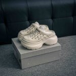 核心私 液态金属 Gg-Cc 7.5Cm 2025年夏季新款时尚厚底洞洞拖鞋女通勤沙滩凉拖 Max广东大厂出品 品质推荐 春夏必备的一脚蹬包头洞洞拖鞋 厚底增高