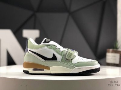140 Nike Air Jordan Legacy 312 Low 乔丹最强三合一混合版 白绿有着交错结合的设计，它的名字就展现出它所包含的鞋款元素，312