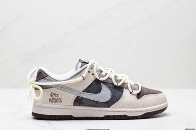 公司级Nk Dunk Low Retro “Diy高端定制” 低帮休闲运动板鞋 原装头层材料 用料绝不含糊 独家版型蒸餾加工帶來的是更好的视觉和脚感体验 清洁度