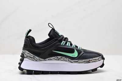 公司级Nike Reactx pegasus Trail 2026 越野跑步鞋 兼顾迅疾外观和稳固脚感 后跟覆面和中足动态支撑巧妙融合 缔造稳定顺畅的迈步体验