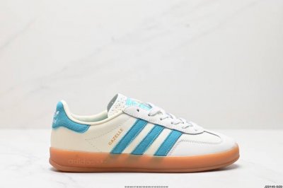 公司级adidas Originals Gazelle INdoor 三叶草休闲防滑耐磨低帮板鞋 鞋头出色设计 塑就出众贴合感 稳固的后跟贴合足部曲线设计 软弹