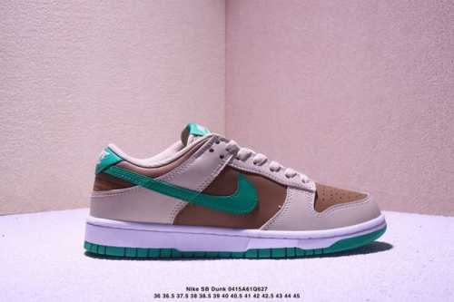 耐克Nike Sb Dunk Low Sb 系列扣篮系列复古低帮休闲运动滑板板鞋。采用脚感柔软舒适Zoomair气垫，有效吸 收滑板等极限运动在落地时带来的冲击