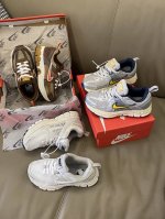 原图直出 这双鞋可以穿着打球、跑步都很香属于在两个领域的能力都不错而且颜值很高，整体亮眼鞋底是大纹路防滑能力强关键性价比高