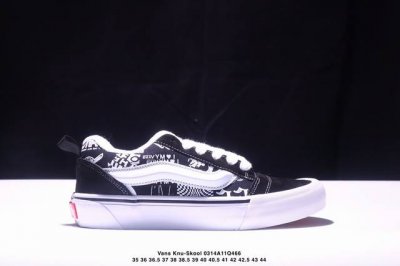 140 Vans Knu Skool 蛇年限定 。黑白涂鸦校车金典图案胖胖鞋面包鞋 范斯低帮复古休闲胖胖面包鞋 尺码：35 36 36.5 37 38 38.5