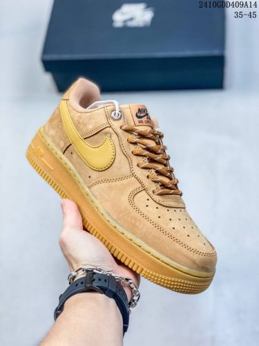 独家实拍 Hy版本 内置芯片，可扫码版，支持手机nfc识别！ 纯原级别 Nike Air Force 1 Low 原厂冲刀皮料切割干净 无任何毛边 清洁度细节完