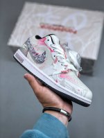 Air Jordan 1 Retro Low 熊猫恶作剧 引线牵梦 烟霞缭绕 白银粉官方同步新色 原装级产物拒绝公底 立体鞋型 细节完美 高清洁度 购置公司同步