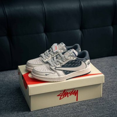 核心私 Air Jordan 1 乔丹篮球鞋男女运动鞋潮流板鞋 货号：Sj2068 123 尺码：36 37 37.5 38 38.5 39 40 40.5 4