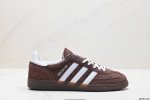 真标adidas Handball Spezial 官方正确版本 阿迪达斯经典款 复古休闲板鞋 全鞋采用反毛皮制作 牛筋耐磨大底 承载青春情怀的板鞋 经典三条杠