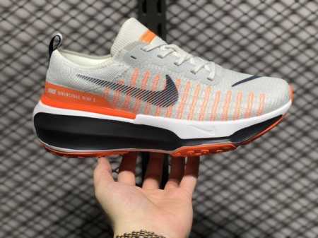 Nike耐克invincible Run Fk 3 气垫透气轻便耐磨缓震男鞋跑步鞋 最新一代的invincible 第三代来了！首先鞋面采用的是fvknit鞋面 - 点击图像关闭