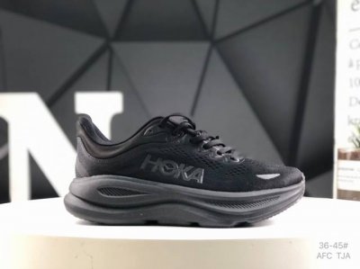 170 hoka M Clifton 9 全新配色 这个品牌来自于新西兰的毛利语，Hoka表示大地，One One表示飞越，连起来就是飞越地平线，One One