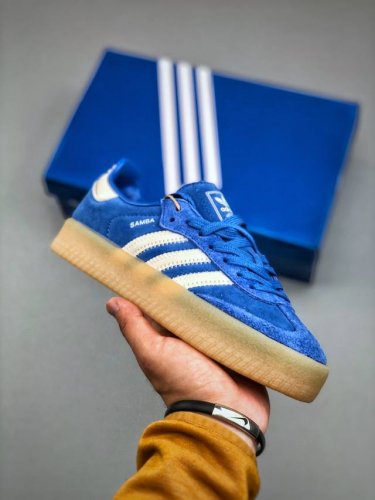 adidas Originals Campus 00S 学院系列面包风经典复古低帮百搭休闲运动板鞋 货号：Ji2743 尺码：36-45 半
