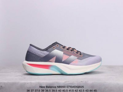 新百伦nb V4 New Balance Nb990系列 高端美产复古休闲跑步鞋 采用台产猪巴革及透气网眼材质 6层组合底模精密开发 搭载全新碳素中底 后跟透明