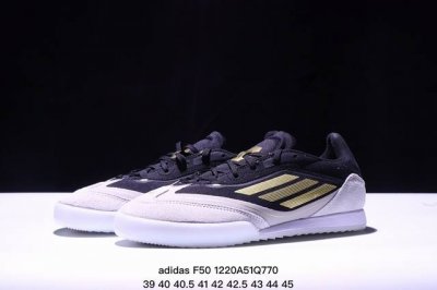 集合图 Adidas F50 舒适百搭 防滑耐磨 足球鞋 男女同款 白蓝色 货号：Ih8361 Xm1220Q770