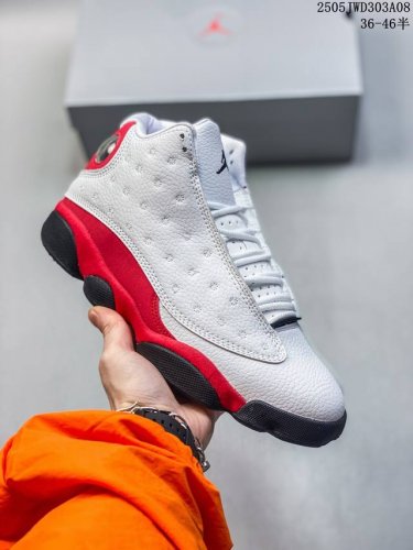 真标带半码 Air Jordan 13 Og Chicago Aj13 芝加哥414571-414574-122 尺码：见图 编码：05Jwd303A08