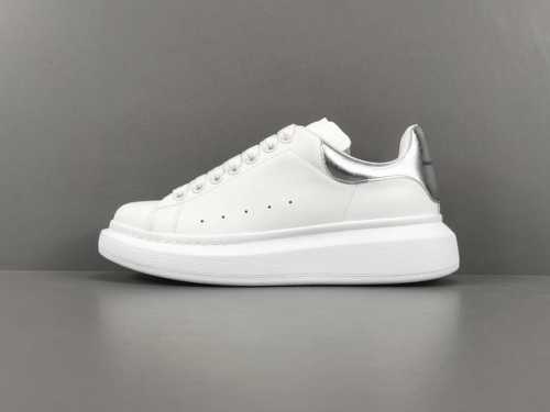 渠道优势 价格下调 ！ 工厂直供 麦昆 Alexander McQueen 亚历山大 麦昆 尺码 35 36 37 38 39 40 41 42 43 44 4