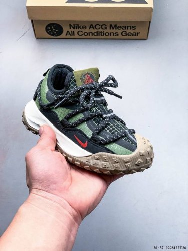 Acg Mountain Fly Low Gtx Se 机能风百搭小童鞋！采用匠心设计，打造耐穿迅疾风格，让你在沙漠、峡谷和深山中探险时也能像在城市一般轻松自在
