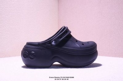 Crocs Roomy Fit 卡骆驰厚底夏季轻便沙滩鞋 贝拉 防滑耐磨大底凉鞋 洞洞鞋花园鞋 环保软包装 尺码见图 Xm0415Q366
