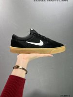 耐克 Sb板鞋 麂皮面拼色帆布nike Sb Chron Slr 低帮板鞋 2020年新款发售 货号：Cd6278-600红色 Size ：36 36.5 37