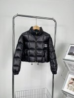 Miumiu短款羽绒服 Size：S-L