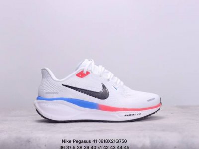颠覆式升级！Nike 飞马新鞋 触感柔软，质感升级！随着“耐克 蓝图 系列”在巴黎的盛大发布，全新一代 登月41代 Nike Pegasus 41也正式登场啦！