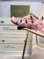Keen凉鞋 人气户外休闲鞋品牌-科恩Keen Uneek Flat-M 平底编织弹力穿搭溯溪涉水鞋1026686 Qx7022929#36-40